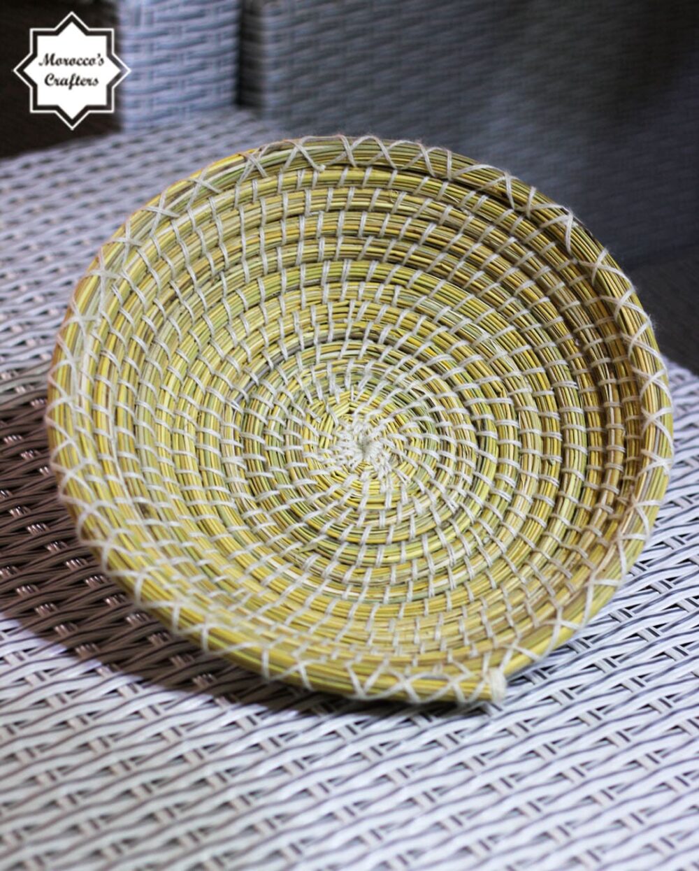 Woven Moroccan Bread and Fruit Basket: A Timeless Blend of Craftsmanship and Elegance