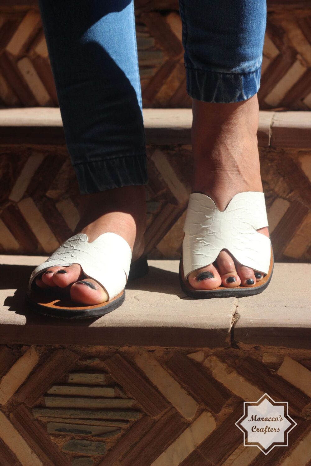 Step into Style: Handmade Moroccan Decorated Women's Leather Sandals