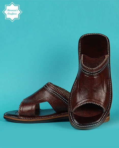 Men's handmade Moroccan brown leather sandal with intricate craftsmanship and authentic design