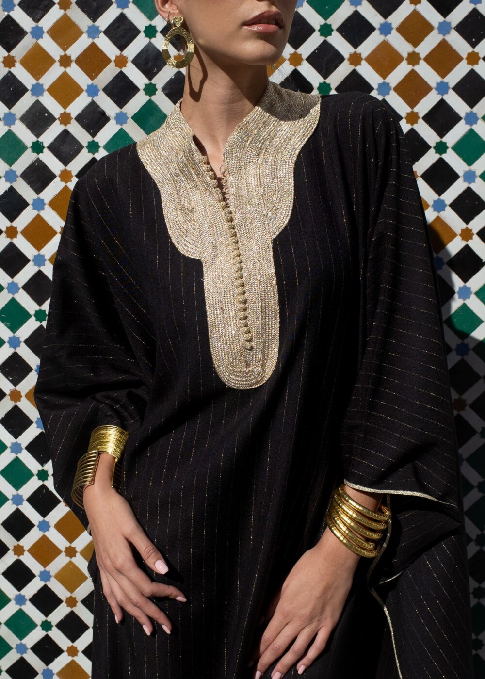 Handcrafted Moroccan Kaftan – Oversized Striped Crêpe with Sfeefa Work