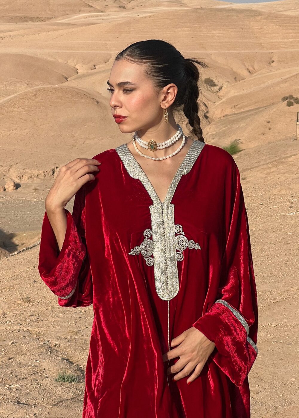 Luxurious Handmade Moroccan Kaftan - Elevate Your Elegance