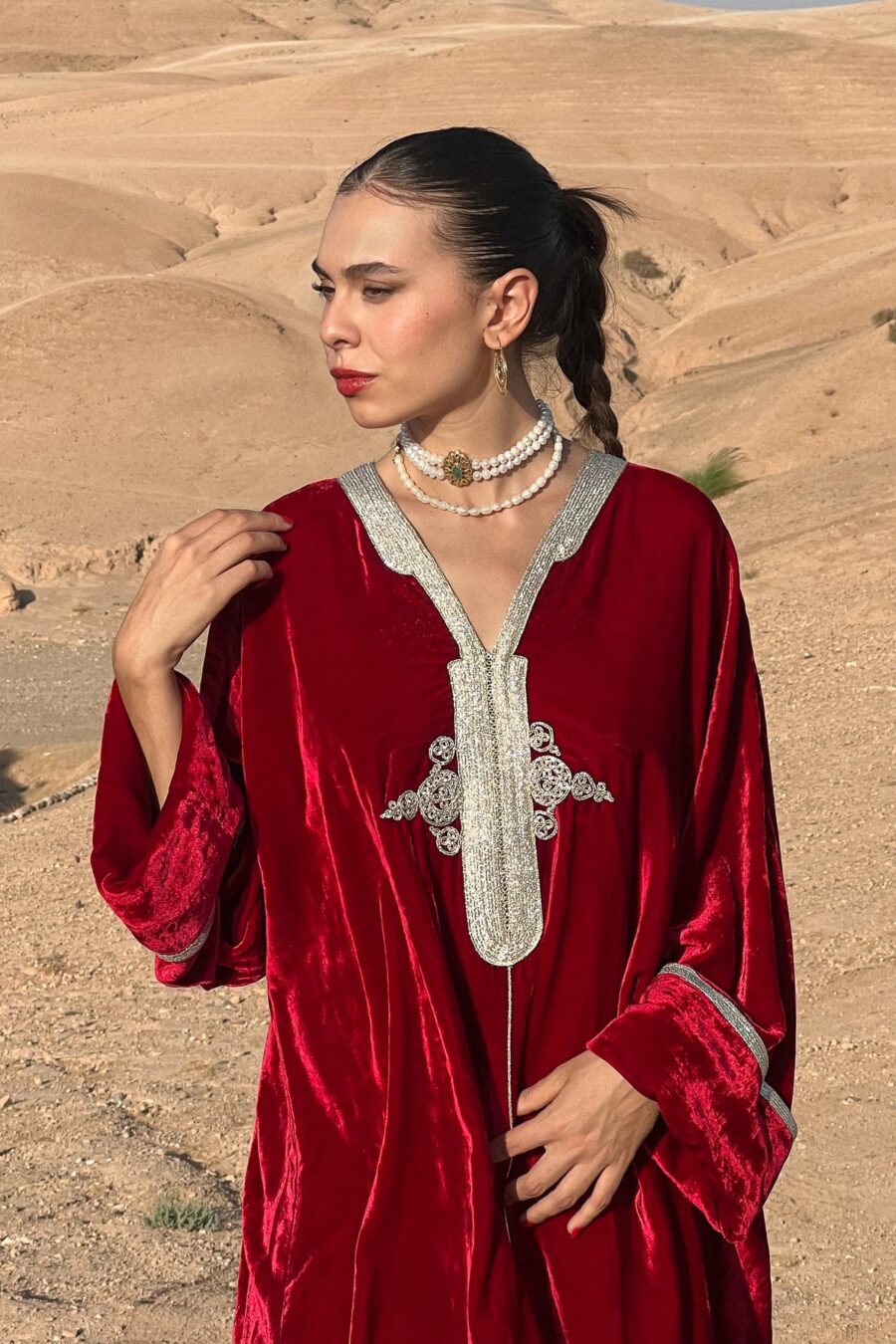 Luxurious Handmade Moroccan Kaftan - Elevate Your Elegance